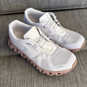 On Running Women’s Cloud 5 Sand Rosebrown EUR 38 US 7